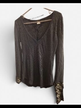 We The Free Black V-Neck Long Sleeve Top with Lace Cuffs